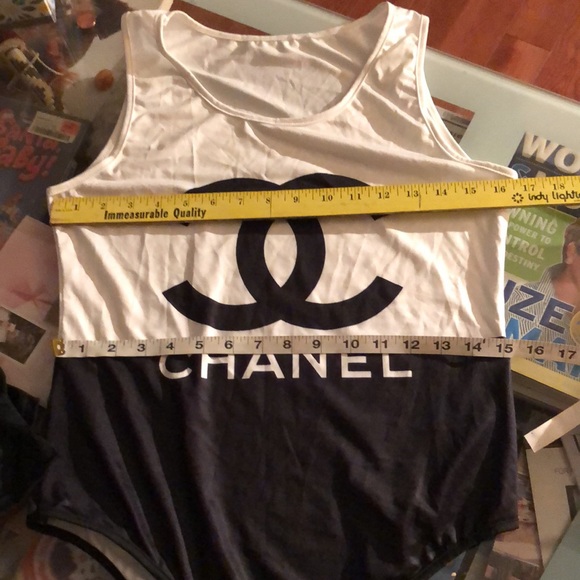 Swimsuits/ bikers flash bundle - Picture 3 of 10